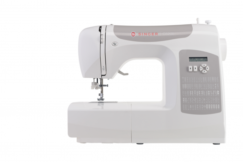 Singer C5205 Computerized Sewing Machine (80 Built In Stitch wit LCD Screen)